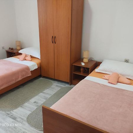 Apartmani Lana Sibenik Bagian luar foto