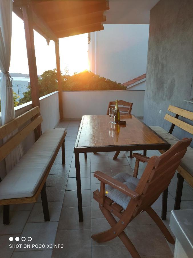 Apartmani Lana Sibenik Bagian luar foto